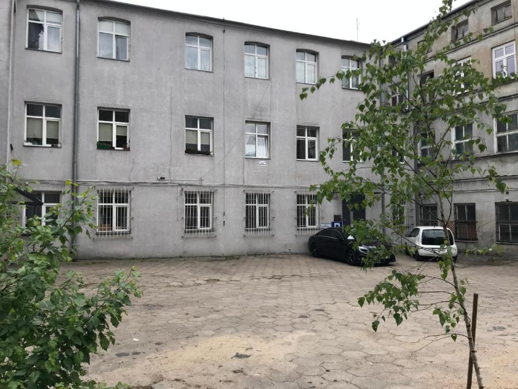 Apartament Kamienica Apartment Lodź Bagian luar foto