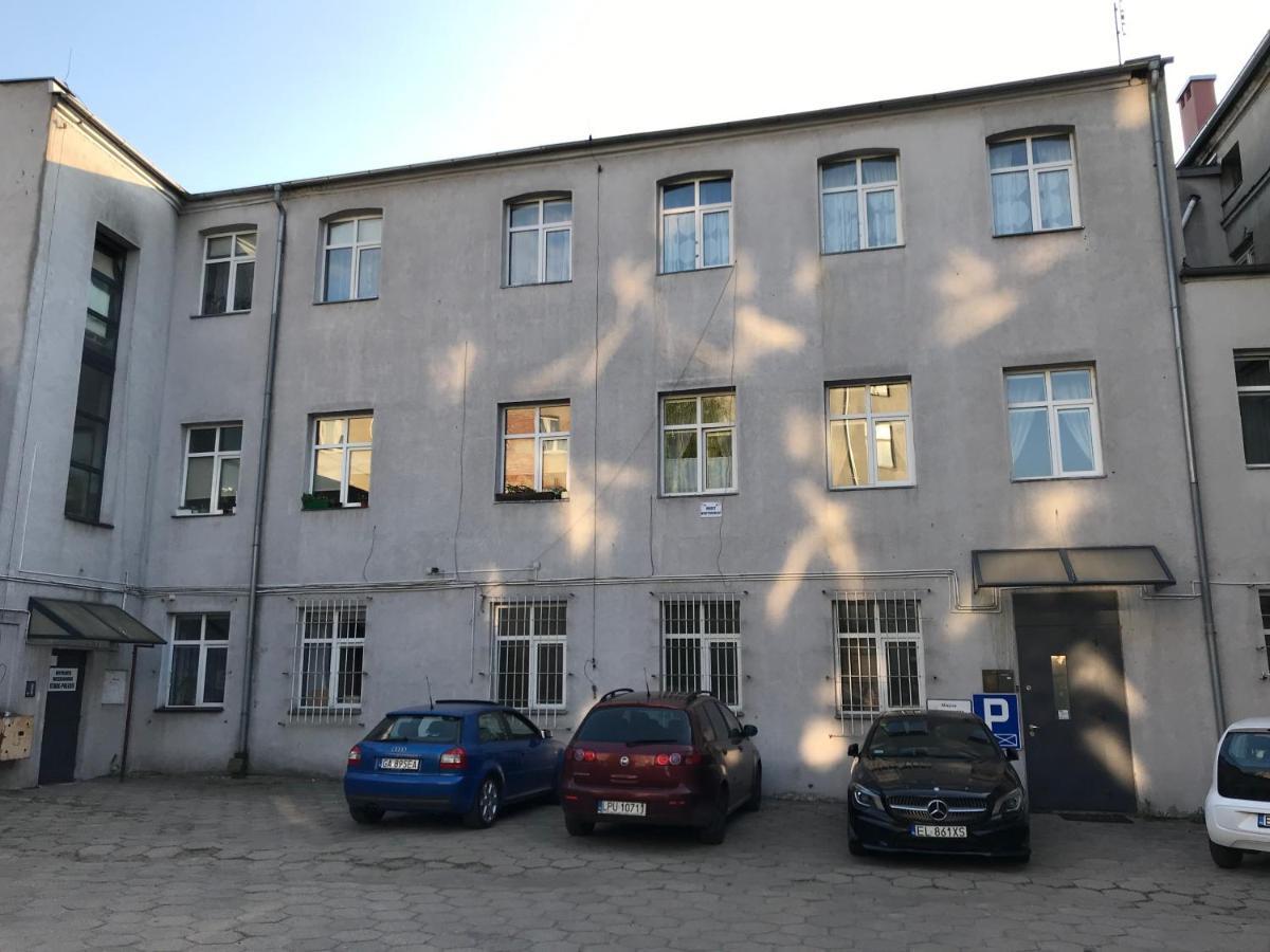 Apartament Kamienica Apartment Lodź Bagian luar foto
